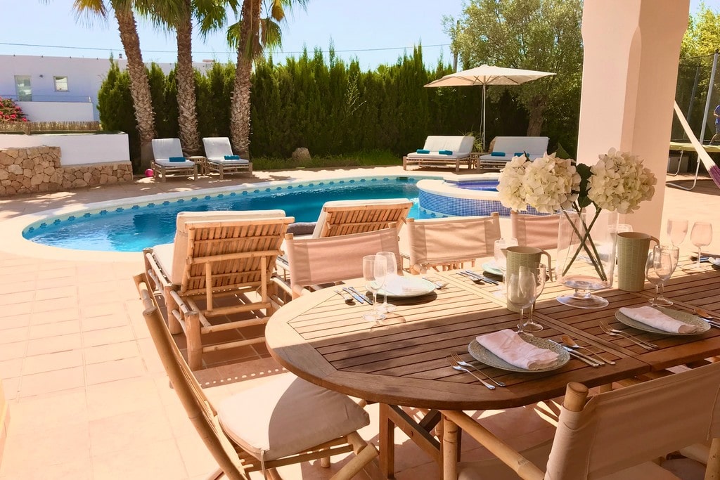 The outdoor dining table and shaded chill out area are where most guest spend their time. The centrepiece of this villa is certainly the spacious, kidney shaped pool with circular shallow childs pool. The whole property is secured by an electric gate and an alarm system