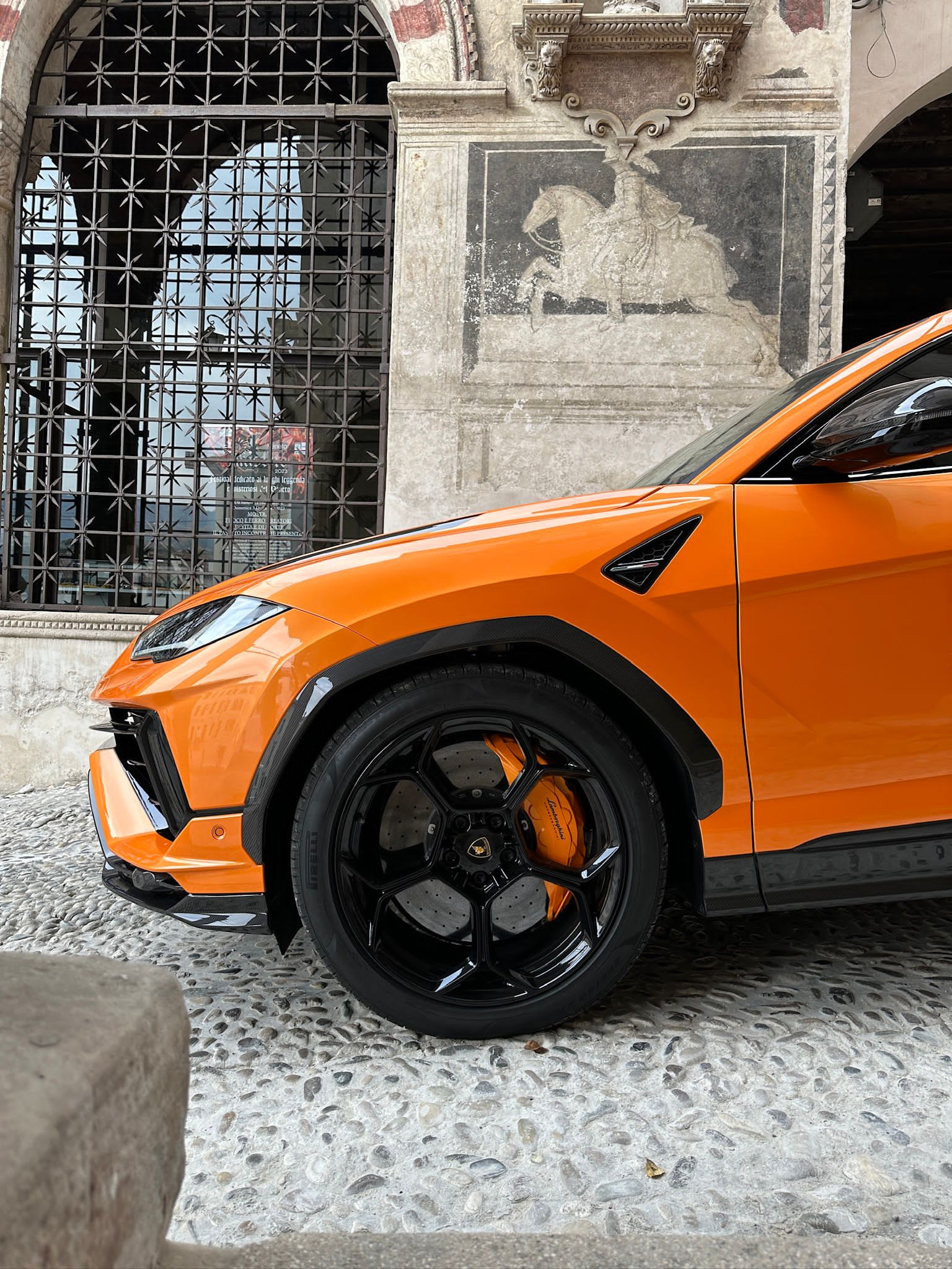 Lamborghini Urus Pearl ibiza photo